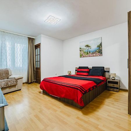 Studio Coresi Mall Брашов Экстерьер фото